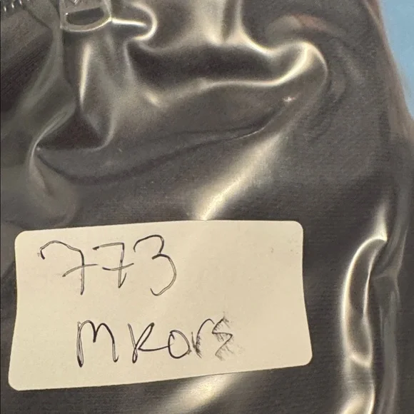 MICHAEL KORS MK LOGO BLACK ZIP UP HOODIE SIZE LARGE - Picture 6 of 6